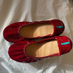 NEW Ruby Red Patent Tieks Flats